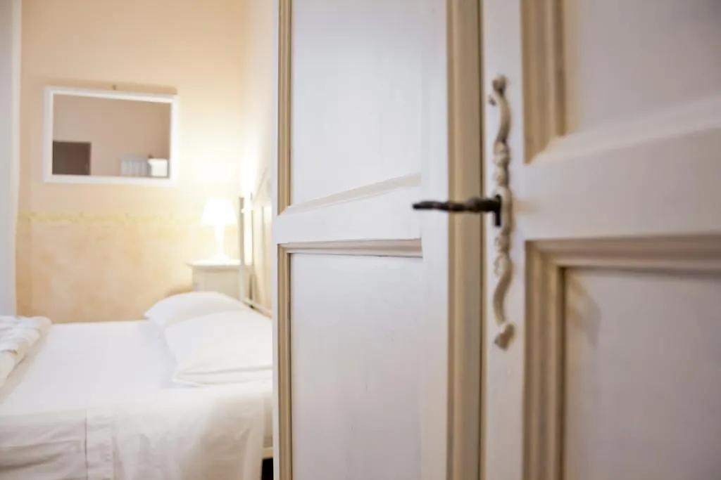 Villa Liberty Palazzo Gigante Lecce 0*,  Italy