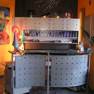 https://albergo-esperia-milazzo.sicilyhotelsitaly.net